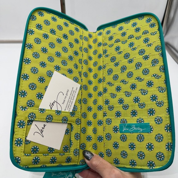 Vera Bradley Travel Organizer Wallet Peacock Paisley Zip Around Wristlet - Picture 5 of 8